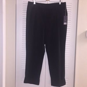 Jennifer Lopez Black Pleated Dress Pants.